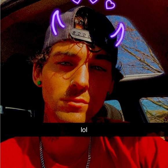 Meet your Posher, Travis - Picture 1 of 1